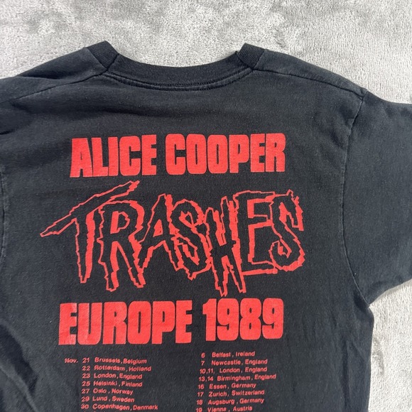 Vintage 1989  Alice Cooper Trashes Tour T-Shirt Men's Medium Band Double-Sided - Picture 10 of 16